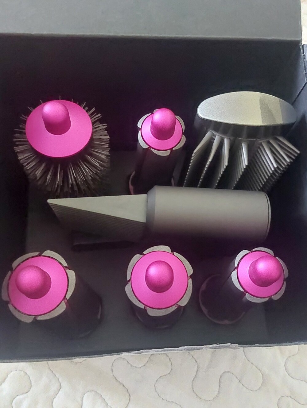 NWOT Dyson Attachments. 7 Pieces Hot Pink Multi-Brush Party Hair Styling Set